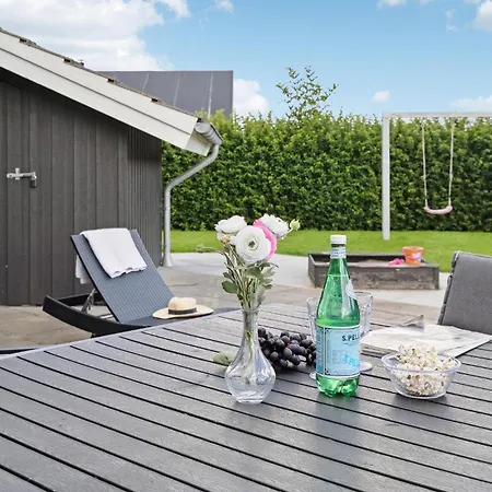 Amazing In Haderslev With Sauna בית נופש Flovt